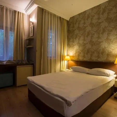 Park Polonezkoey Hotell 3*