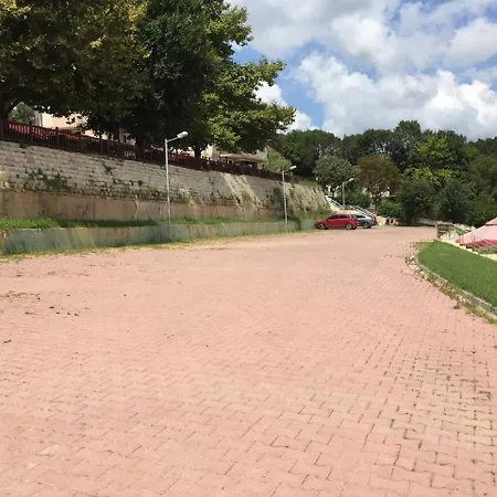 فندق Park Polonezkoey 3*