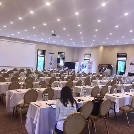 Ξενοδοχείο Park Polonezkoey