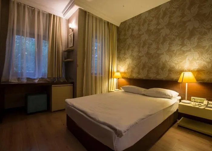 Park Polonezkoey Hotell 3*