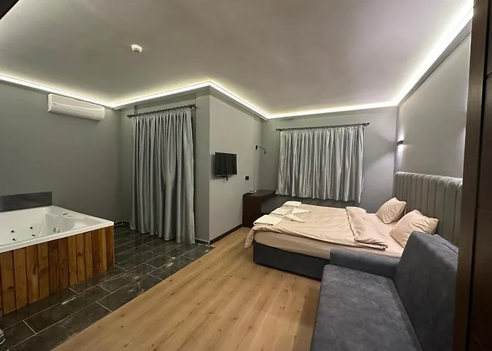 Hotell Park Polonezkoey 3*