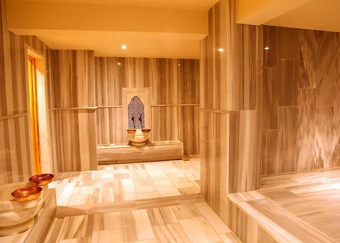 Park Polonezkoey Hotell 3*