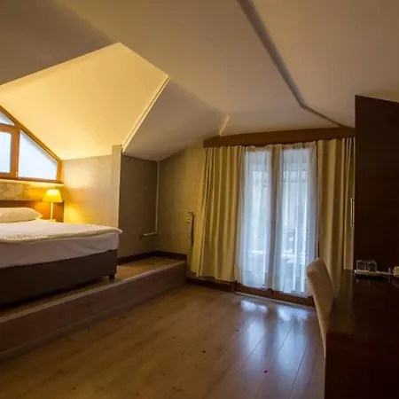 Park Polonezkoey Hotel