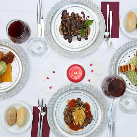 Park Polonezkoey Hotel