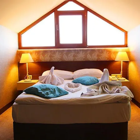 Park Polonezkoey Hotel 3*