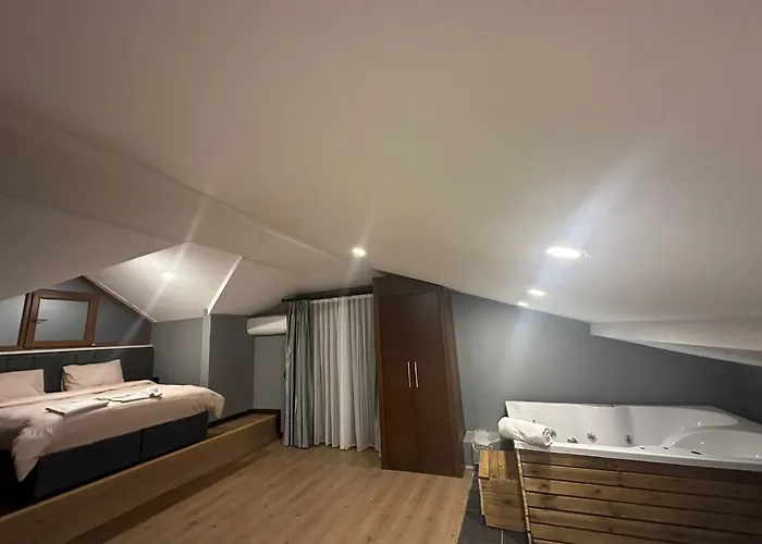 فندق Park Polonezkoey