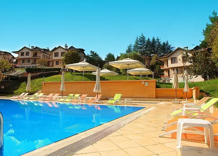 فندق Park Polonezkoey 3*